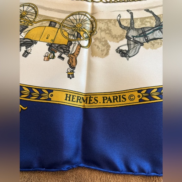 Hermes Vintage Rare Authentic La Promenade De Longchamps 100% Silk Scarf - Picture 2 of 9